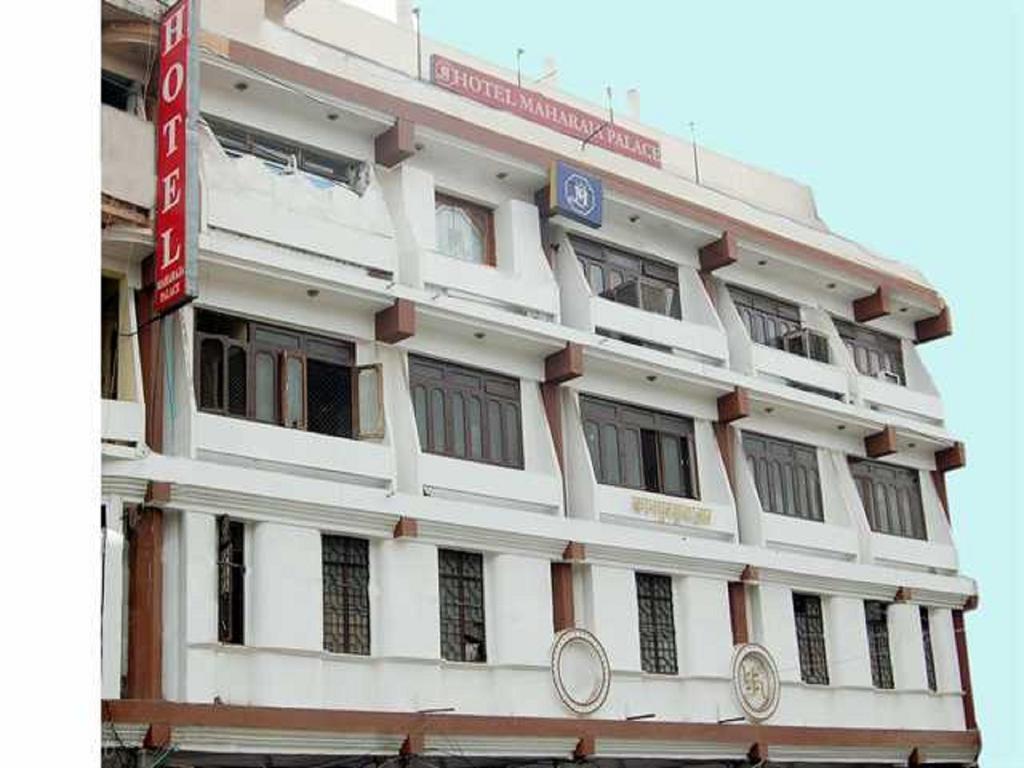 Oyo 4956 Hotel Maharaja Palace Kanpur Exterior photo